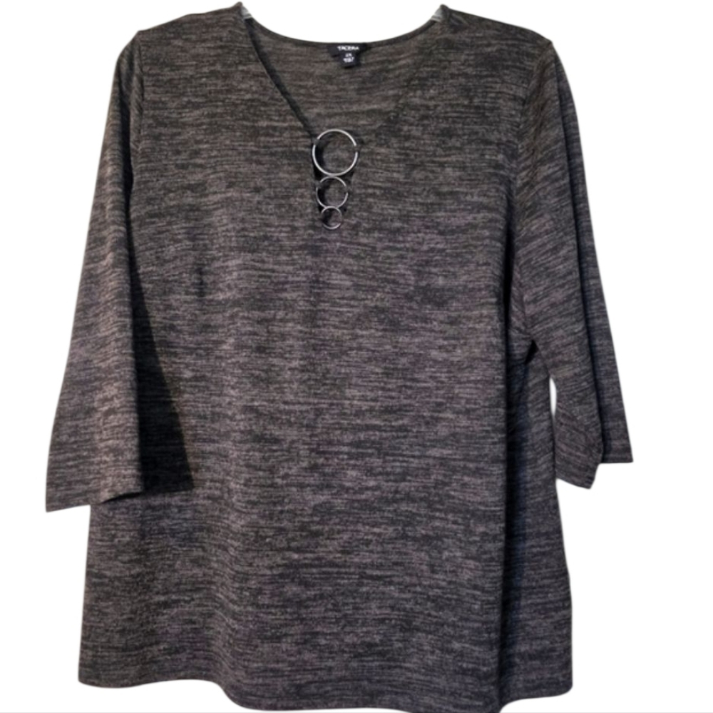 Tacera Heather Gray Charcoal V-Neck Women's Top with Ring Detail 2X EUC
